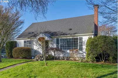 1403 18th Ave, Longview, WA 98632 - Photo 1