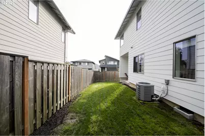 10054 SE Elderberry St, Happy Valley, OR 97086 - Photo 40