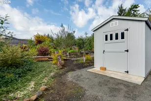 1190 SE Bugle Ave, Warrenton, OR 97146 - Photo 38