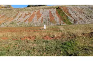 35464 Valley View Dr, Saint Helens, OR 97051 - Photo 10