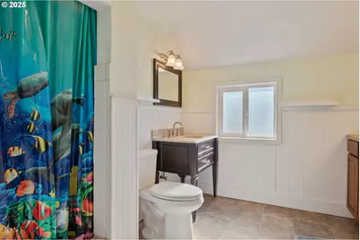 1 SW D St, Castle Rock, WA 98611 - Photo 20