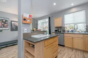 20855 SW Skiver St, Beaverton, OR 97078 - Photo 24