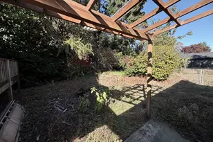 5517 SE Harold St, Portland, OR 97206 - Photo 8