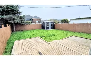 254 N Dean St, Coquille, OR 97423 - Photo 4