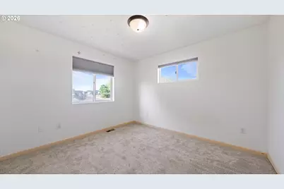 101 Falcon Ct, Boardman, OR 97818 - Photo 14