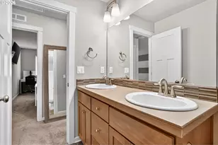 23053 NE Sockeye St, Troutdale, OR 97060 - Photo 32