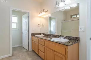 1737 NE Shale Ct, Roseburg, OR 97470 - Photo 30