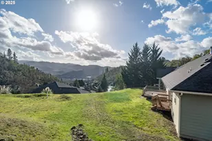 1737 NE Shale Ct, Roseburg, OR 97470 - Photo 38