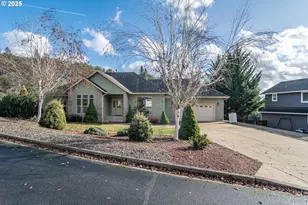 1737 NE Shale Ct, Roseburg, OR 97470 - Photo 4