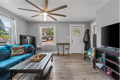 5506 SE Nehalem St, Portland, OR 97206 - Photo 4