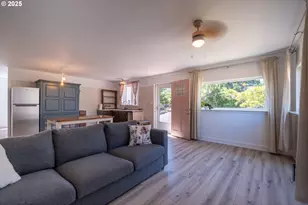 135 Laurel St, Gleneden Beach, OR 97388 - Photo 18