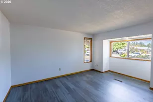 1080 Hope Ave NW, Salem, OR 97304 - Photo 32