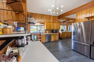 1080 Hope Ave NW, Salem, OR 97304 - Photo 16
