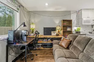 11937 NE Holladay St, Portland, OR 97220 - Photo 8