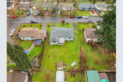 11937 NE Holladay St, Portland, OR 97220 - Photo 22