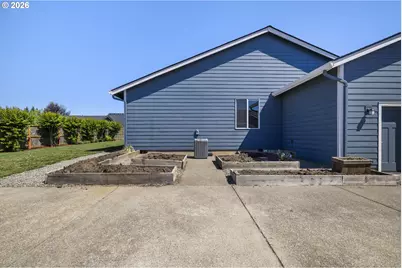 405 NE Berry St, Sublimity, OR 97385 - Photo 38