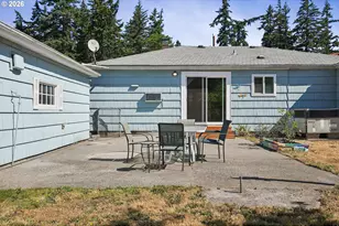 12406 SE Raymond St, Portland, OR 97236 - Photo 34