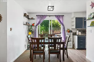 12406 SE Raymond St, Portland, OR 97236 - Photo 14