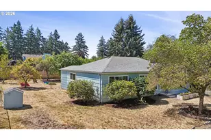 12406 SE Raymond St, Portland, OR 97236 - Photo 4