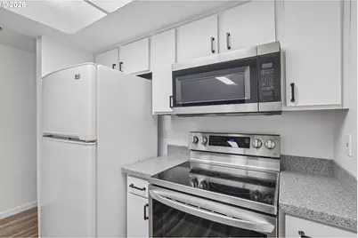 10141 SW Trapper Ter, Beaverton, OR 97008 - Photo 12