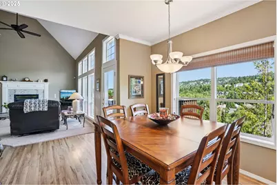 9625 NW Fleischner St, Portland, OR 97229 - Photo 14