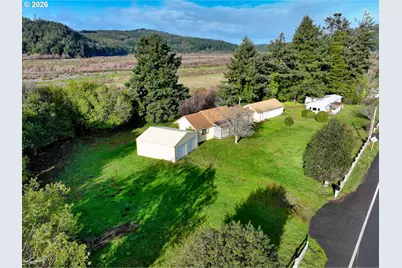95707 Jerrys Flat Rd, Gold Beach, OR 97444 - Photo 8