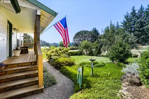 14788 NE David Ct, Newberg, OR 97132 - Photo 4