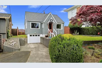 570 W Lexington Ave, Astoria, OR 97103 - Photo 1