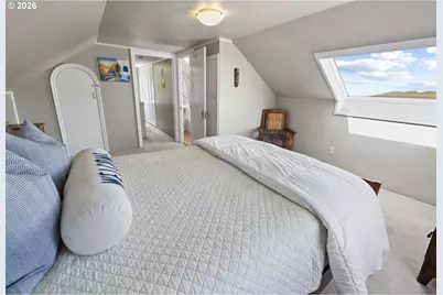 570 W Lexington Ave, Astoria, OR 97103 - Photo 26