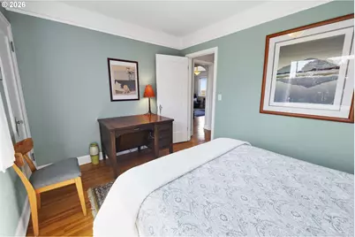 570 W Lexington Ave, Astoria, OR 97103 - Photo 6