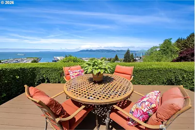570 W Lexington Ave, Astoria, OR 97103 - Photo 30
