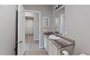 1200 E Central Ave, Sutherlin, OR 97479 - Photo 14