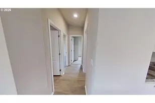 1200 E Central Ave, Sutherlin, OR 97479 - Photo 10