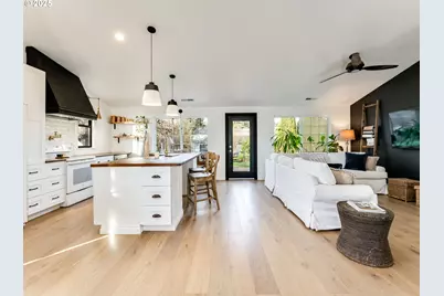 4577 Rolling Meadows Dr, Washougal, WA 98671 - Photo 8