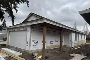 206 Douglas St, Longview, WA 98632 - Photo 2