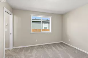 206 Douglas St, Longview, WA 98632 - Photo 16