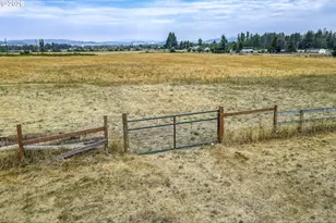 82784 Howe Ln, Creswell, OR 97426 - Photo 6