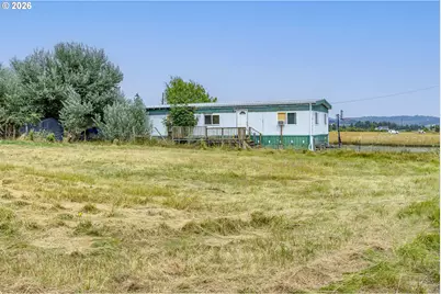 82784 Howe Ln, Creswell, OR 97426 - Photo 10