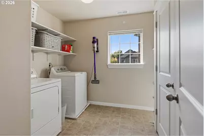17925 SW Brisk Ln, Beaverton, OR 97007 - Photo 10