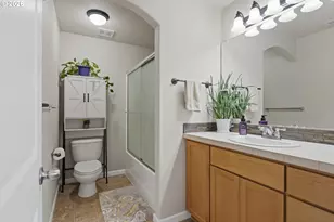 17925 SW Brisk Ln, Beaverton, OR 97007 - Photo 14