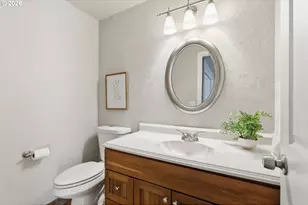 5585 NW Peregrine Pl, Portland, OR 97229 - Photo 26
