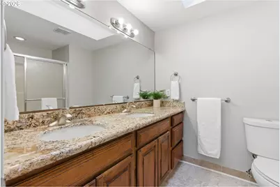 5585 NW Peregrine Pl, Portland, OR 97229 - Photo 32