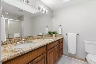 5585 NW Peregrine Pl, Portland, OR 97229 - Photo 32