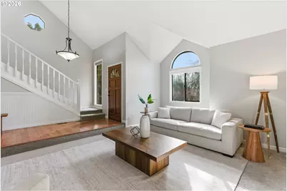 5585 NW Peregrine Pl, Portland, OR 97229 - Photo 10