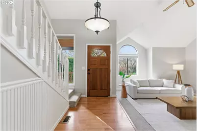 5585 NW Peregrine Pl, Portland, OR 97229 - Photo 6
