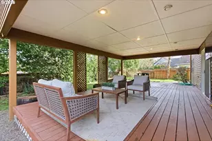 5585 NW Peregrine Pl, Portland, OR 97229 - Photo 46