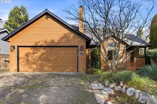 5585 NW Peregrine Pl, Portland, OR 97229 - Photo 2