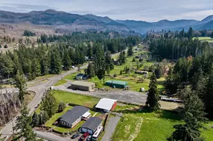 40299 Gates School Rd, Gates, OR 97346 - Photo 4