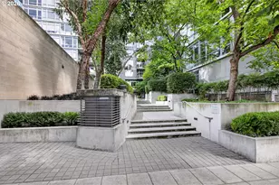 1255 NW 9th Ave, Portland, OR 97209 - Photo 30
