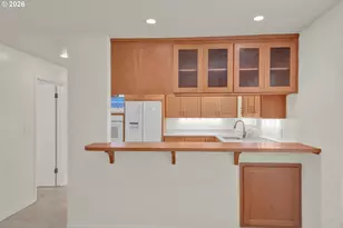 2540 Tyler St, Eugene, OR 97405 - Photo 8